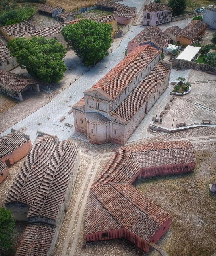 Domus Deiana Case Vacanza San Giovanni Suèrgiu Екстериор снимка